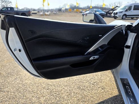 Used 2014 Chevrolet Corvette Stingray Convertible w/ 2LT Preferred Equipment Group image 30