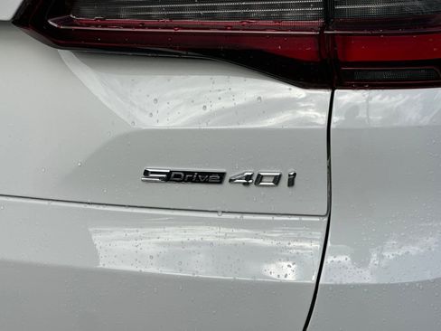 Used 2023 BMW X5 sDrive40i w/ Parking Assistance Package image 9