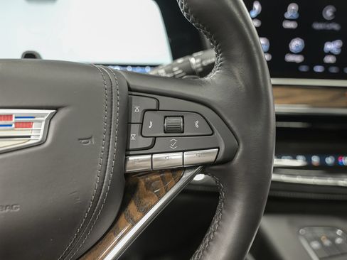 Used 2024 Cadillac Escalade Sport Platinum w/ LPO, ONYX Package AWD/4WD image 20
