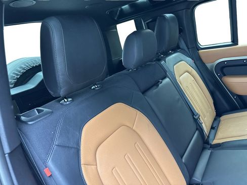 Used 2023 Land Rover Defender 110 X AWD/4WD image 41