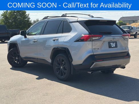 Used 2022 Toyota RAV4 SE w/ Convenience Package AWD/4WD image 7