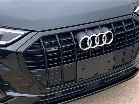 Used 2023 Audi Q3 2.0T Premium Plus w/ Premium Plus Package AWD/4WD image 30