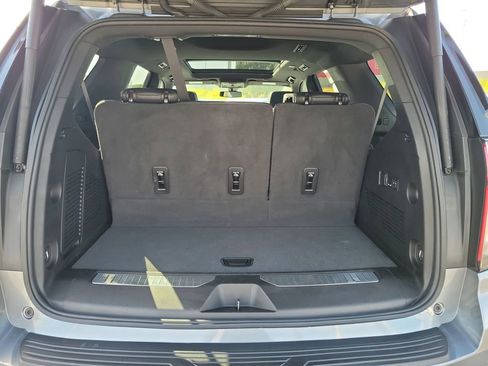 Used 2022 Chevrolet Tahoe Z71 w/ Luxury Package AWD/4WD image 64