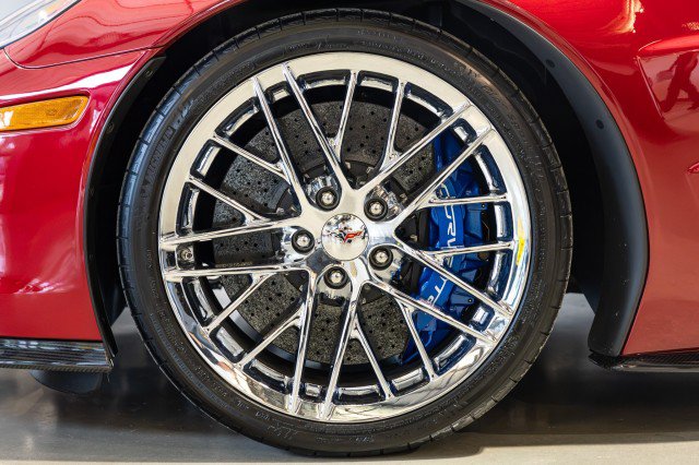 Used 2010 Chevrolet Corvette ZR1 w/ Preferred Equipment Group RWD image 21