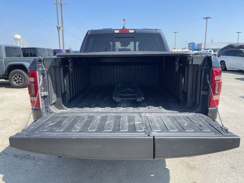 Used 2020 RAM 1500 Laramie AWD/4WD image 13