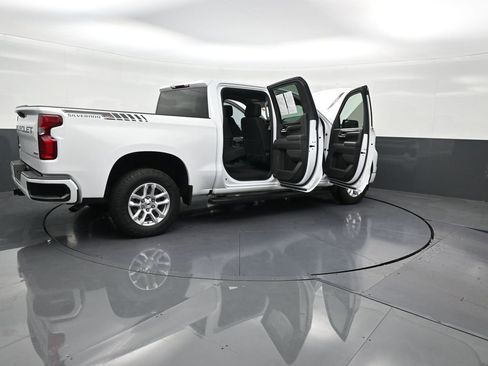 Used 2024 Chevrolet Silverado 1500 RST image 31