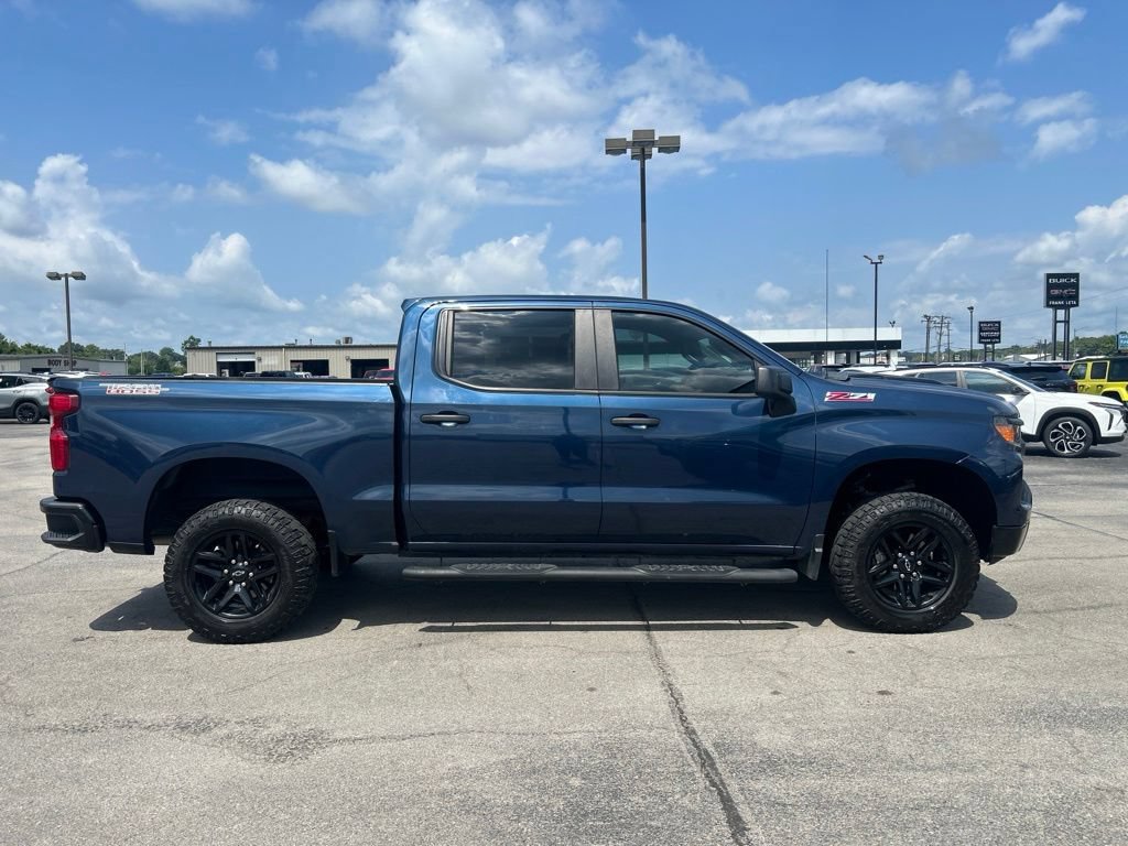 Used 2022 Chevrolet Silverado 1500 Custom Trail Boss AWD/4WD image 2