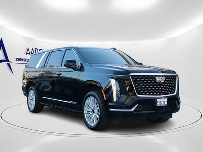 Used 2025 Cadillac Escalade ESV Premium Luxury