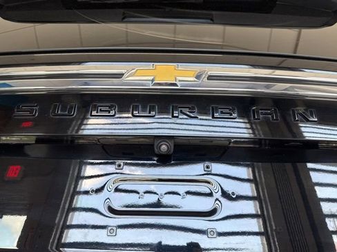 Used 2023 Chevrolet Suburban Premier AWD/4WD image 20