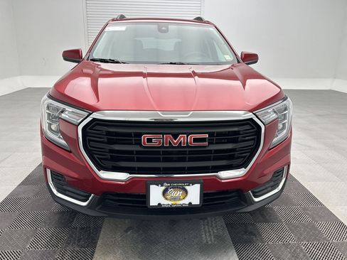 Used 2022 GMC Terrain SLE w/ Driver Convenience Package image 6