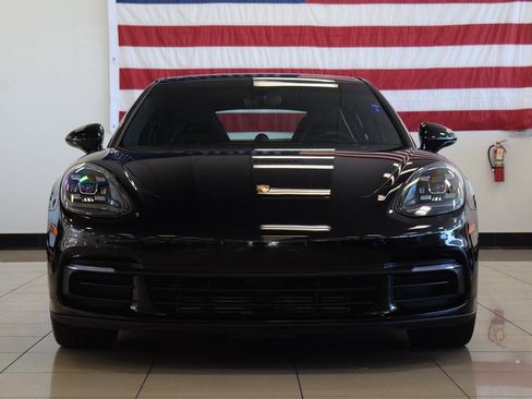 Used 2018 Porsche Panamera 4 AWD/4WD image 2