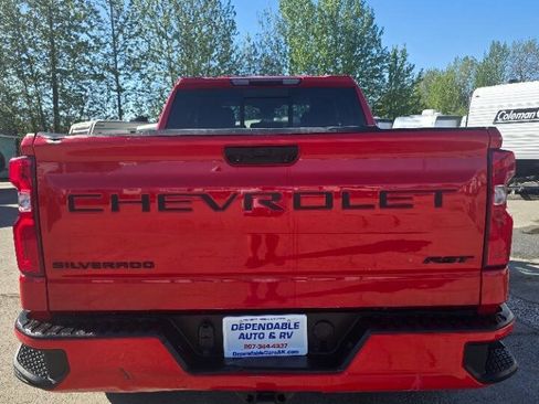 Used 2023 Chevrolet Silverado 1500 RST w/ Convenience Package II AWD/4WD image 6