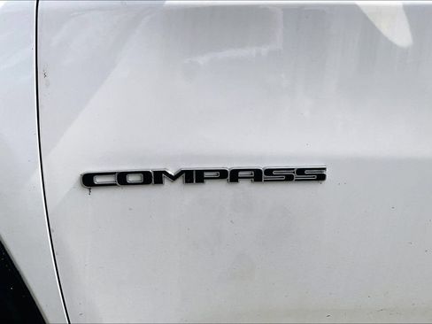 Used 2019 Jeep Compass Limited image 22