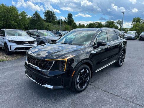 New 2026 Kia Sorento EX AWD/4WD image 1