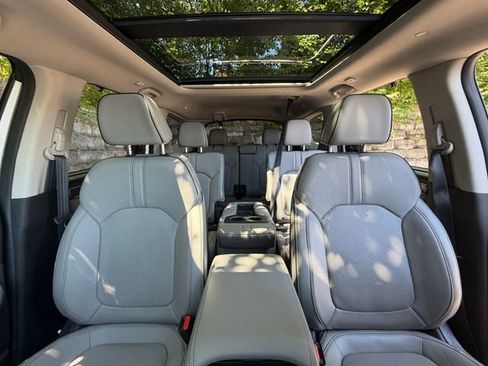 Used 2023 Honda Pilot Elite image 27
