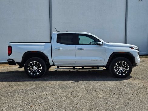 Used 2026 GMC Canyon Denali AWD/4WD image 7