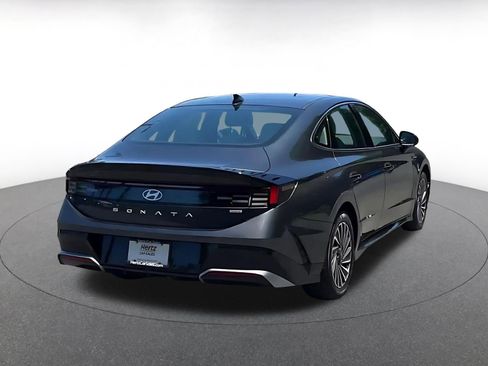 Used 2025 Hyundai Sonata SEL FWD image 12