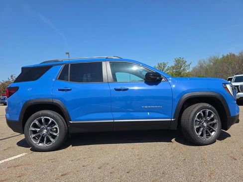 New 2026 GMC Terrain Elevation AWD/4WD image 17