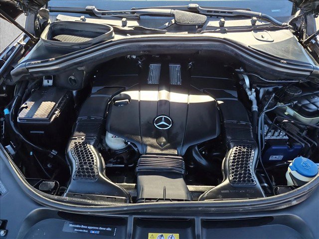 Used 2016 Mercedes-Benz GL 450 4MATIC image 24