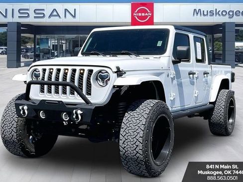 Used 2022 Jeep Gladiator Overland w/ Popular Equipment Package AWD/4WD image 3