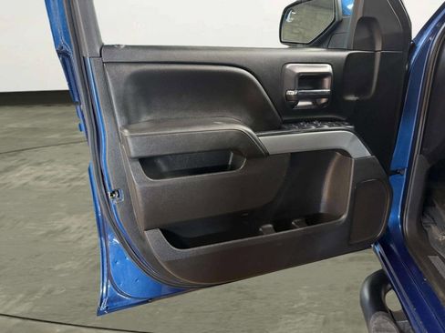 Used 2018 Chevrolet Silverado 1500 LT w/ All Star Edition image 9