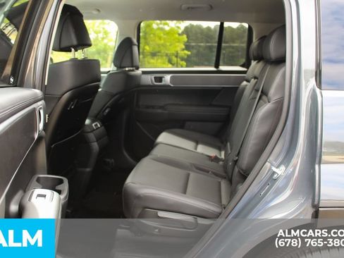 Used 2026 Hyundai Santa Fe SEL FWD image 17