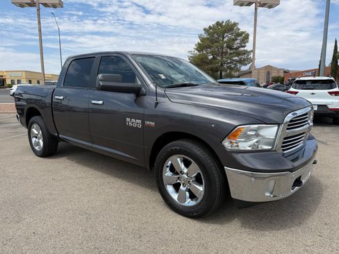 Used 2017 RAM 1500 Big Horn AWD/4WD image 3