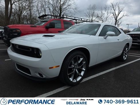 Used 2021 Dodge Challenger SXT w/ Plus Package image 1