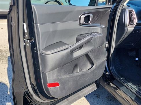 New 2026 Kia Sorento S image 11