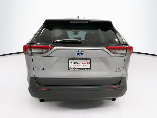 Certified 2021 Toyota RAV4 LE AWD/4WD image 5