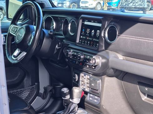 Used 2022 Jeep Wrangler Unlimited Sahara 4xe w/ Cold Weather Group image 8