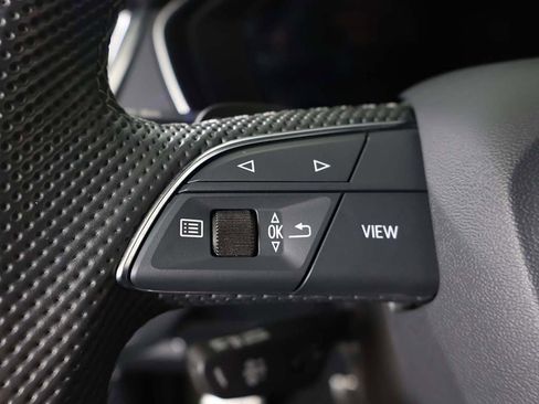 Used 2022 Audi SQ5 Premium Plus w/ Premium Plus Package image 46