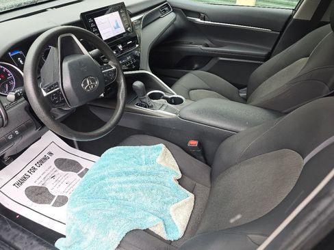 Certified 2023 Toyota Camry LE FWD image 10
