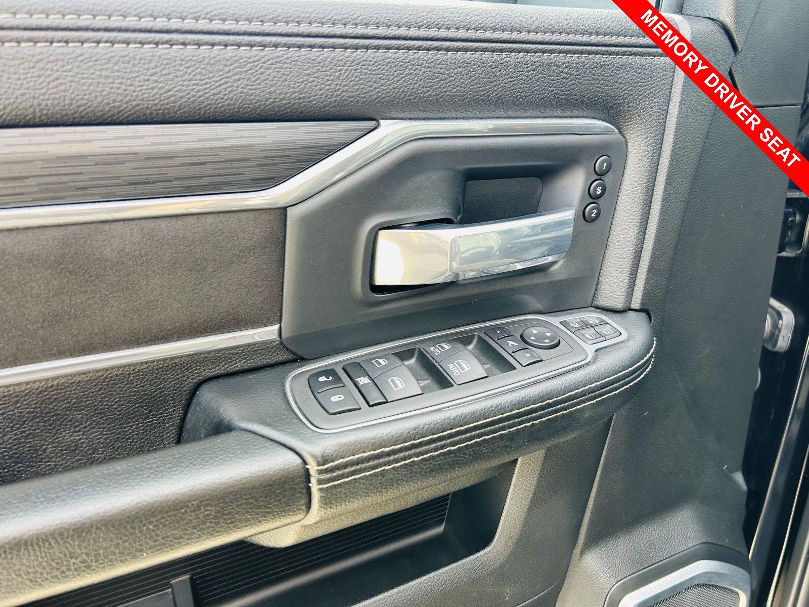 Used 2024 RAM 3500 Laramie w/ Night Edition AWD/4WD image 18