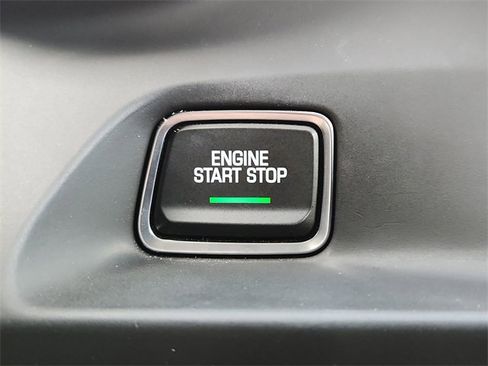 Used 2020 Chevrolet Camaro LT image 16