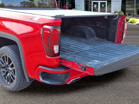 Used 2023 GMC Sierra 1500 Elevation image 31