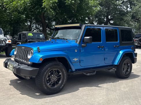 Used 2014 Jeep Wrangler Unlimited Sport AWD/4WD image 5