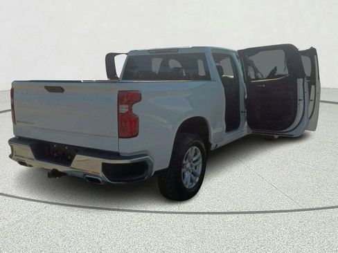 Used 2021 Chevrolet Silverado 1500 LT w/ Z71 Off-Road Package AWD/4WD image 13