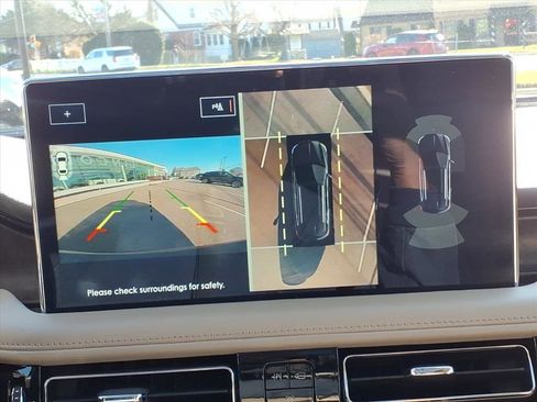 Certified 2022 Lincoln Nautilus Reserve w/ Equipment Group 201A image 29