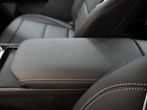 New 2025 Chevrolet Blazer EV LT image 8