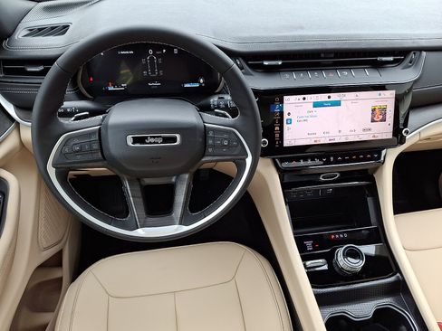 New 2026 Jeep Grand Cherokee L Limited AWD/4WD image 7
