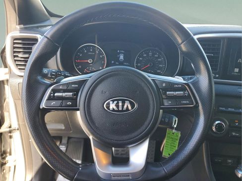 Used 2020 Kia Sportage S image 22