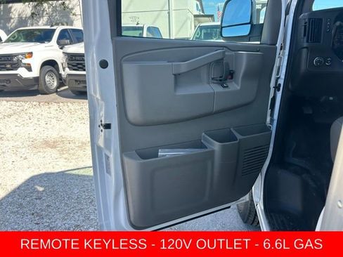 New 2026 Chevrolet Express 3500 w/ Power Convenience Package image 5