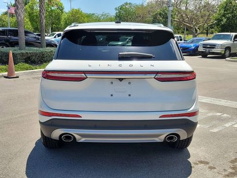 Certified 2022 Lincoln Corsair FWD image 5