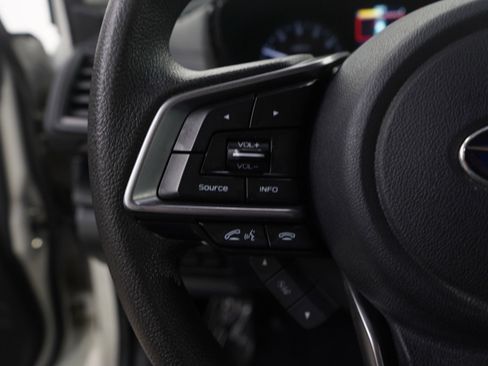 Used 2022 Subaru Crosstrek 2.0i image 17