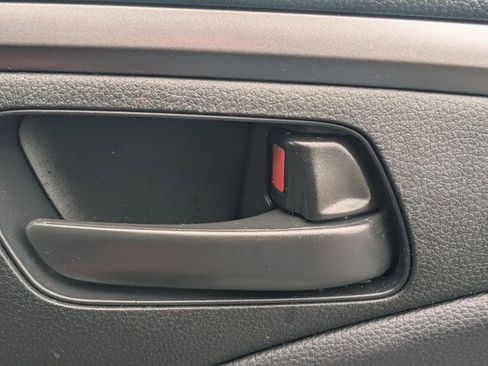 Used 2025 Honda Passport EX-L image 34