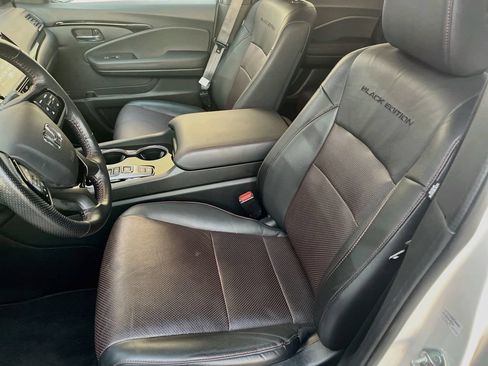 Used 2024 Honda Ridgeline Black Edition image 21