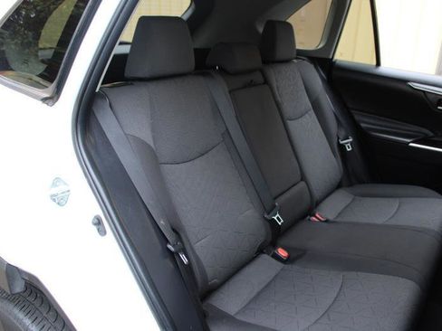 Used 2020 Toyota RAV4 XLE AWD/4WD image 13