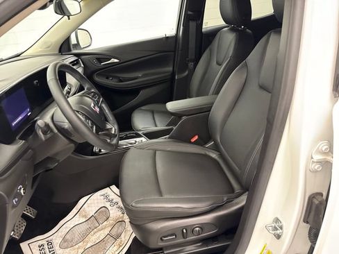 Used 2024 Buick Encore GX Sport Touring w/ Comfort Package FWD image 10