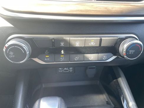 Used 2023 Nissan Altima 2.5 SV image 33